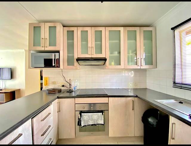 2 BEDROOM TOWNHOUSE FOR SALE IN NORTHWOLD